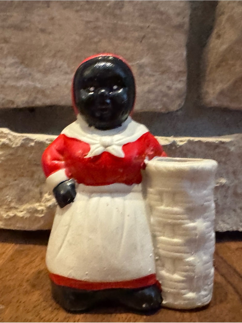 Vintage Black Americana Ceramic Match Holder/Match Safe